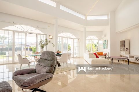 Villa a Alfaz del Pi, Alicante, Alfaz del Pi - € 1.600.000 | Ref: 0118CD162 - foto 8