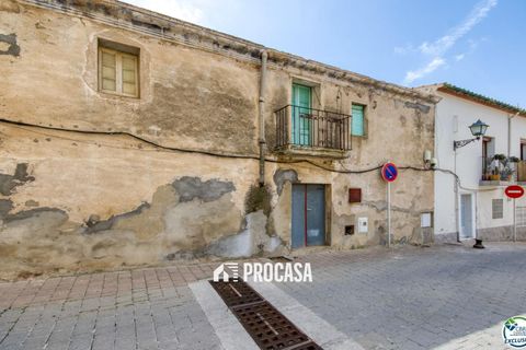 Villa in Palau-Saverdera, Gerona - photo 1