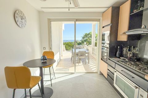 Villa i Antibes, Alpes-Maritimes, Antibes - € 2.350.000 | Ref: HH-15969485 - foto 4
