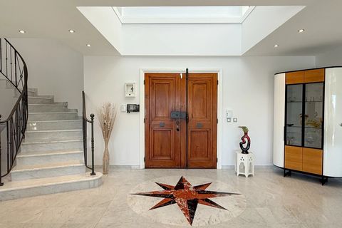 Villa i Antibes, Alpes-Maritimes, Antibes - € 2.350.000 | Ref: HH-15969485 - foto 5