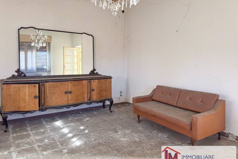 Villa a Angera, Varese, Angera - € 145.000 | Ref: LM 1802 - foto 24