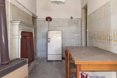Villa a Angera, Varese, Angera - € 145.000 | Ref: LM 1802 - foto 25
