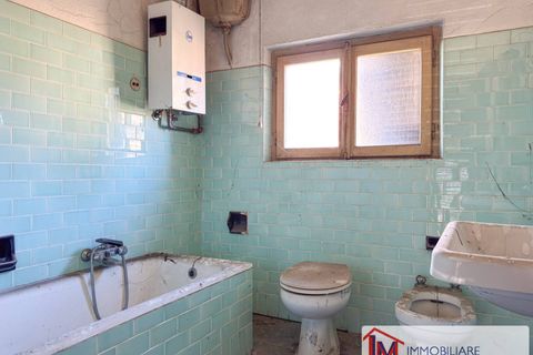 Villa a Angera, Varese, Angera - € 145.000 | Ref: LM 1802 - foto 28