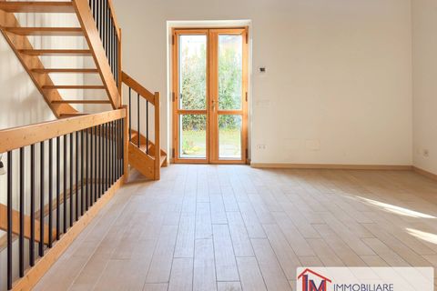 Villa in Ispra, Varese, Ispra - € 460.000 | Ref: LM 1804 - foto 21