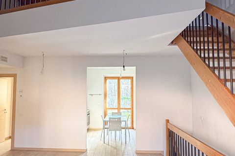 Villa in Ispra, Varese, Ispra - € 460.000 | Ref: LM 1804 - foto 24