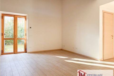 Villa in Ispra, Varese, Ispra - € 460.000 | Ref: LM 1804 - foto 26