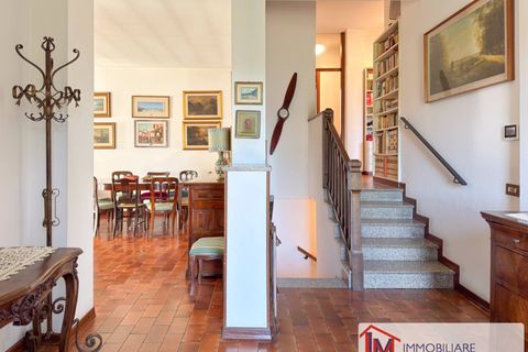 Villa in Ispra, Varese, Ispra - € 460.000 | Ref: LM 1812 - foto 2