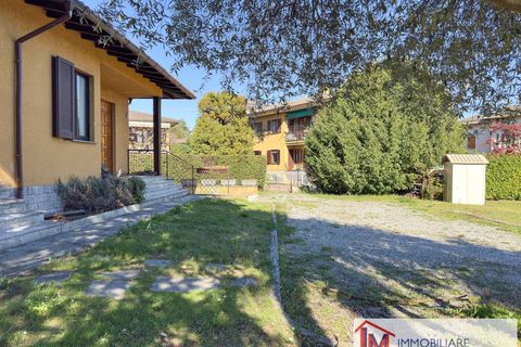 Villa in Ispra, Varese, Ispra - € 460.000 | Ref: LM 1812 - foto 13
