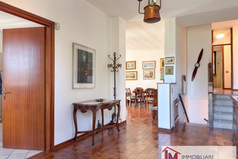 Villa in Ispra, Varese, Ispra - € 460.000 | Ref: LM 1812 - foto 16