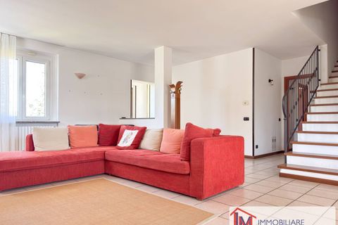 Villa i Angera, Varese, Angera - € 475.000 | Ref: LM 1820 - foto 11