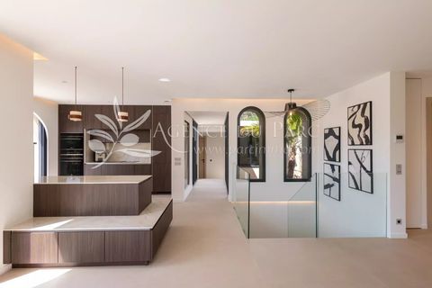 Villa i Antibes, Alpes-Maritimes, Antibes - € 1 890 000 | Ref: 86887073 - foto 10