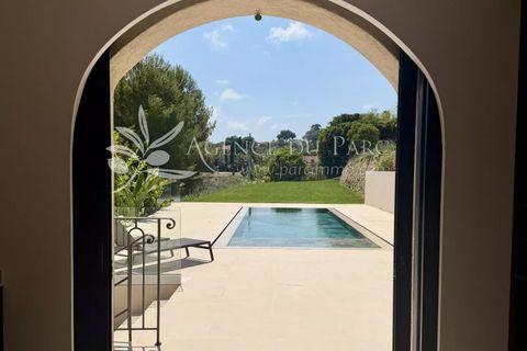 Villa i Antibes, Alpes-Maritimes, Antibes - € 1 890 000 | Ref: 86887073 - foto 29