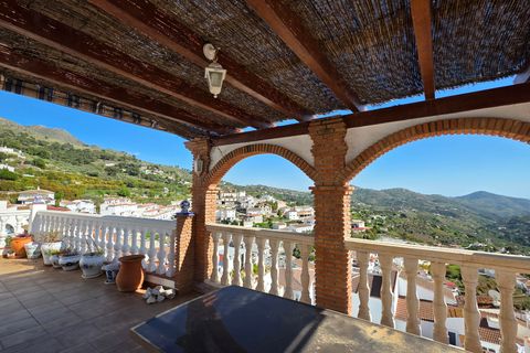 Hus i byn i Canillas De Albaida, Malaga - foto 1