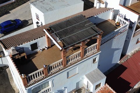 Hus i byn i Canillas De Albaida, Malaga - foto 4