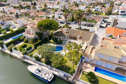 Villa a Empuriabrava, Gerona, Empuriabrava - € 1.375.000 | Ref: W-049PCK - foto 3