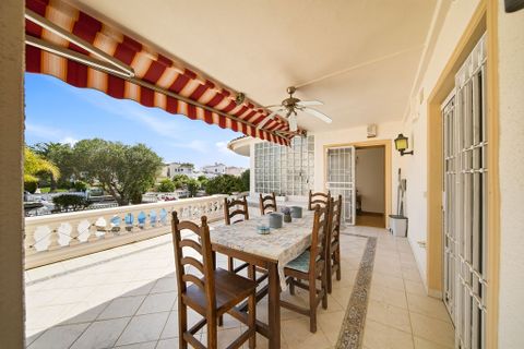 Villa a Empuriabrava, Gerona, Empuriabrava - € 1.375.000 | Ref: W-049PCK - foto 13