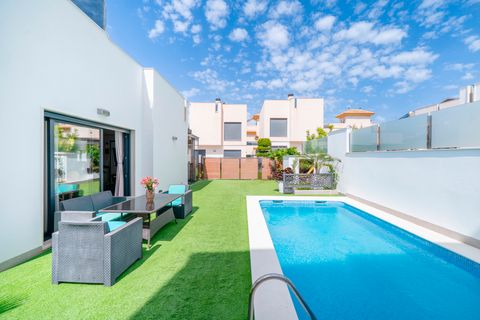 Villa a Torrevieja, Alicante, Torrevieja - € 559.000 | Ref: A-003561 - foto 3
