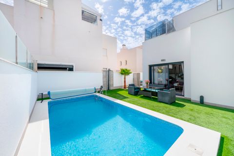 Villa a Torrevieja, Alicante, Torrevieja - € 559.000 | Ref: A-003561 - foto 4