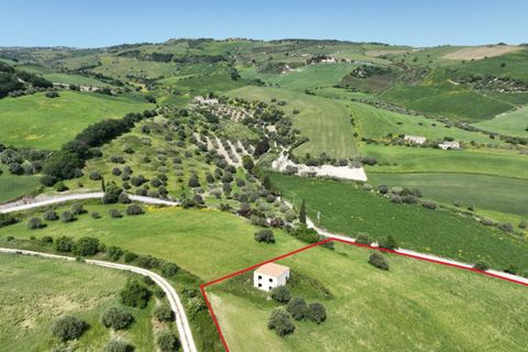 Landejendom i Ragusa, Ragusa, Ragusa - € 110.000 | Ref: L 1539 - foto 1