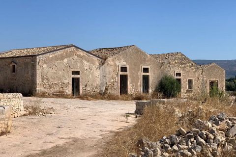 Helårsgrund i Noto, Siracusa, Noto - € 1.000.000 | Ref: L 1758 A - foto 13