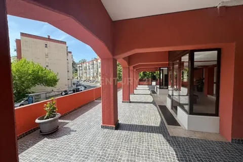 Lejlighed i Loures, Lisbon, Loures - € 270.000 | Ref: C0358-01150 - foto 14