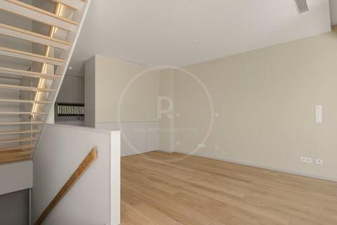 Villa a Porto, Porto, Porto - € 3.750/mes | Ref: 7072 - foto 4