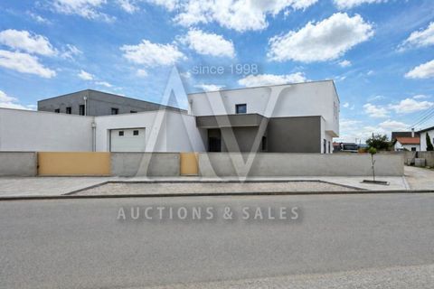 Villa i Batalha, Leiria, Batalha - € 430.000 | Ref: LRA_C_2349 - foto 1