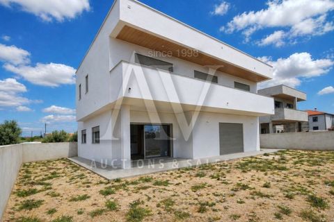 Villa i Batalha, Leiria, Batalha - € 430.000 | Ref: LRA_C_2349 - foto 5