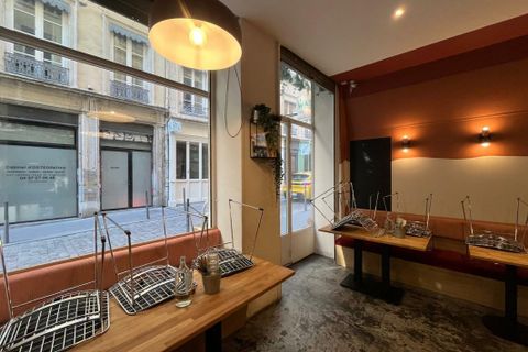 Erhvervsejendom i Lyon, Rhone, Lyon - € 215.500 | Ref: 2106 - foto 2