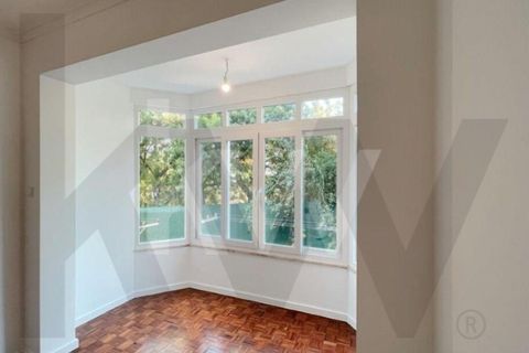 Apartament a Alges, Lisbon, Alges - € 1.200/mes | Ref: KWPT-031895 - foto 5