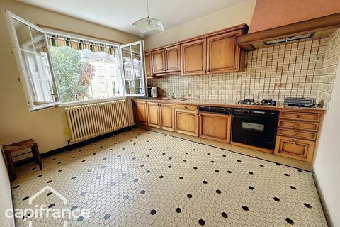 Villa a Thouars, Deux-Sevres, Thouars - € 169.000 | Ref: 340934110801 - foto 9
