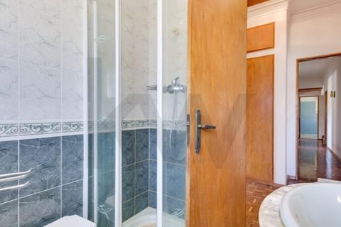 Villa a Loures, Lisbon, Loures - € 680.000 | Ref: KWPT-031618 - foto 18