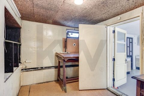 Villa a Loures, Lisbon, Loures - € 680.000 | Ref: KWPT-031618 - foto 47