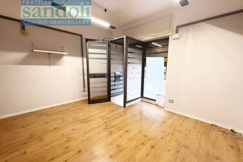 L'establiment comercial a Vercelli, Vercelli, Vercelli - € 400/mes | Ref: 2348 - foto 4