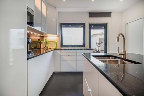 Villa i Loures, Lisbon, Loures - € 750.000 | Ref: 1649-01826 - foto 9