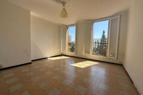Lejlighed i Marseille, Bouches-du-Rhone, Marseille - € 135.000 | Ref: Q3L1-38V-F8F - foto 1
