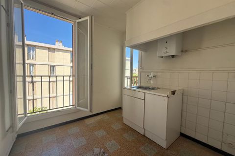 Lejlighed i Marseille, Bouches-du-Rhone, Marseille - € 135.000 | Ref: Q3L1-38V-F8F - foto 4