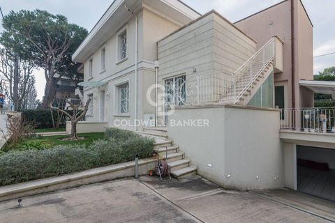 Villa a Riccione, Rimini, Riccione - € 1.580.000 | Ref: CBI099-1528-520851 - foto 33