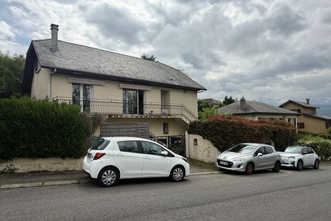 Villa a Lourdes, Hautes-Pyrenees, Lourdes - € 230.000 | Ref: 340932943471 - foto 27