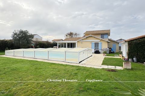 Villa a Coëx, Vendee, Coëx - € 356.400 | Ref: 340937261080 - foto 17