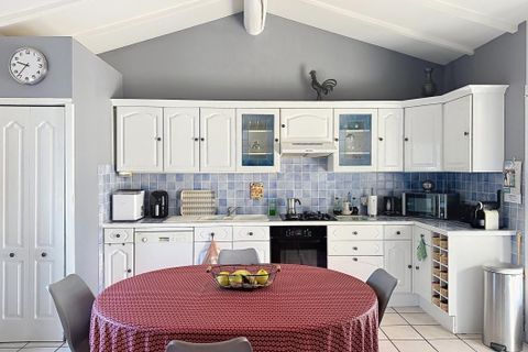 Villa a Vedène, Vaucluse, Vedène - € 370.000 | Ref: YB034 - foto 5