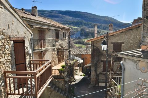 Landsbyhus i Meailles, Alpes-de-Haute-Provence, Meailles - € 60.000 | Ref: 340930921194 - foto 4