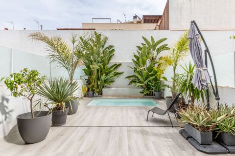 Villa i Badalona, Barcelona, Badalona - € 795.000 | Ref: KBMN579 - foto 1