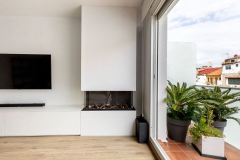 Villa i Badalona, Barcelona, Badalona - € 795.000 | Ref: KBMN579 - foto 14