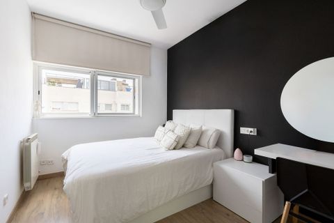 Villa i Badalona, Barcelona, Badalona - € 795.000 | Ref: KBMN579 - foto 24