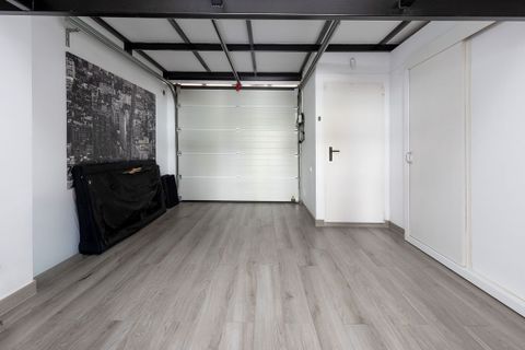 Villa i Badalona, Barcelona, Badalona - € 795.000 | Ref: KBMN579 - foto 31