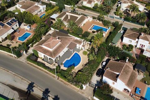 Villa en Javea, Alicante, Javea - € 765.000 | Ref: LUX5988 - photo 25