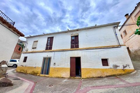 Villa a Ugijar, Granada, Ugijar - € 42.900 | Ref: 83928 - foto 1