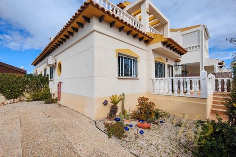 Rækkehus i Playa Flamenca, Alicante, Playa Flamenca - € 235.000 | Ref: MLSC7343644 - foto 2