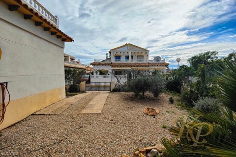 Rækkehus i Playa Flamenca, Alicante, Playa Flamenca - € 235.000 | Ref: MLSC7343644 - foto 5